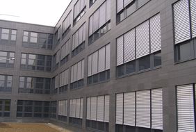 Außenjalousien
